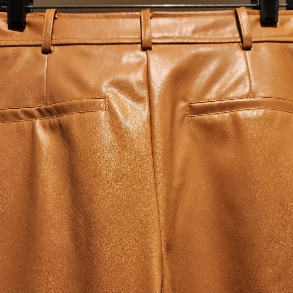 Pants - Picture 2 of 8